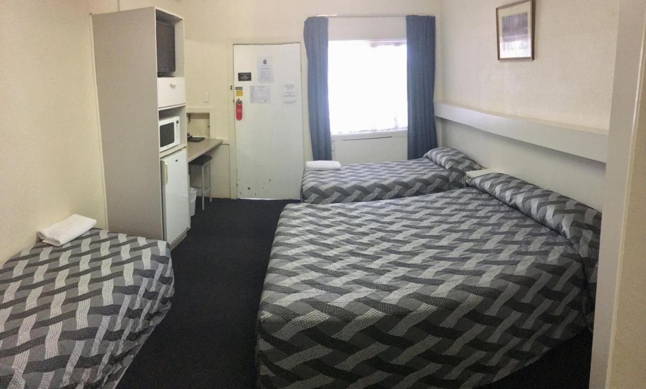 Balonne River Motor Inn Сейнт Джордж Екстериор снимка